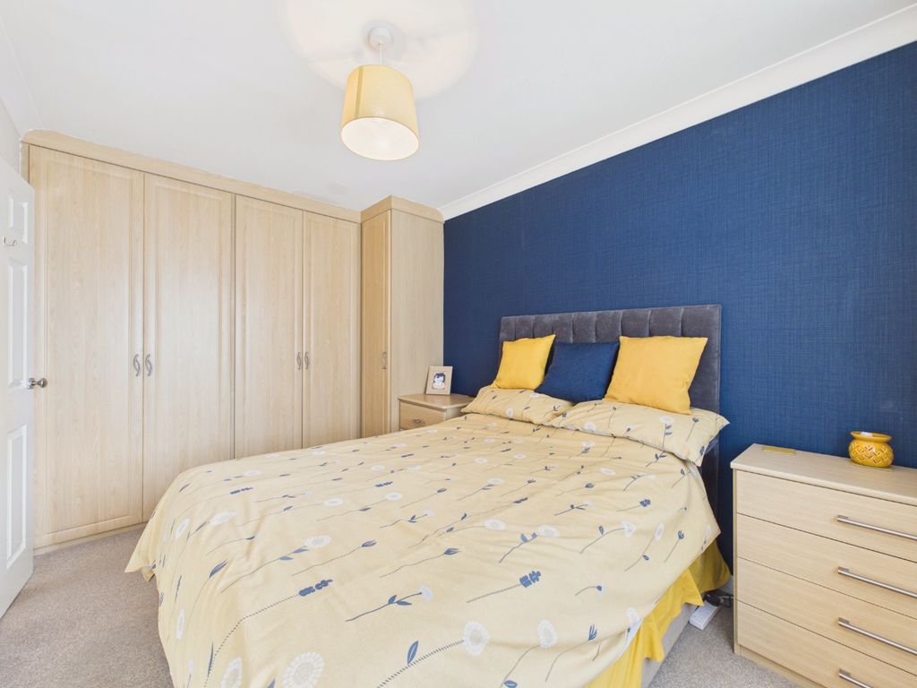 Property photo 2 of 14 5229423