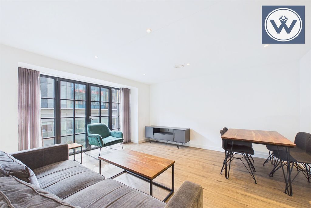 Property photo 1 of 18 (Main)