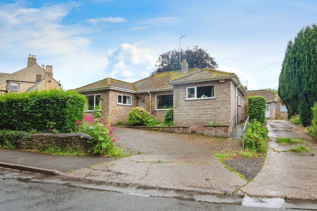 Property photo 1 of 24