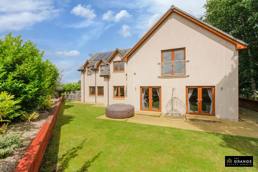 Property photo 1 of 50