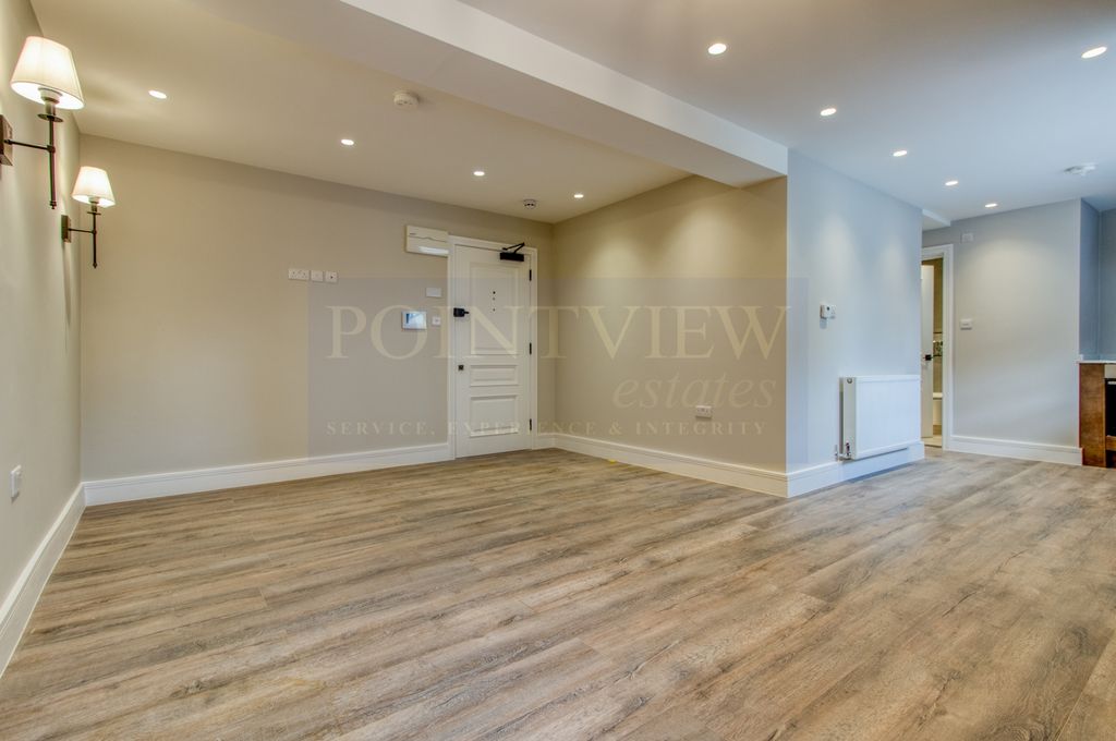 Property photo 2 of 18 Photo 2