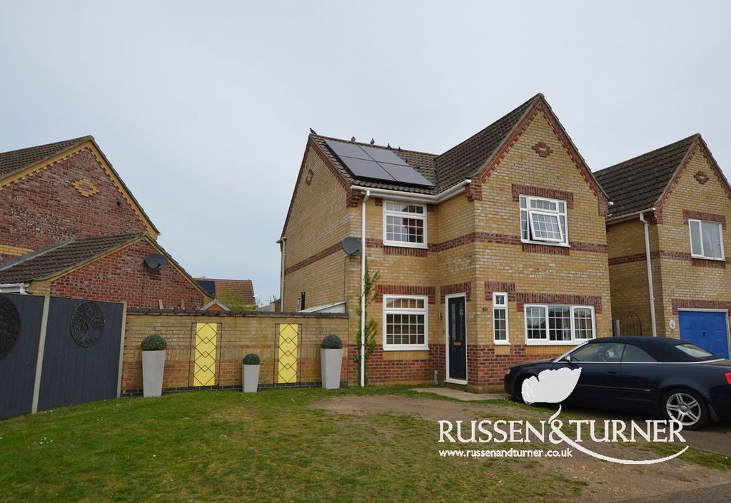 Property photo 1 of 11 1 - Front