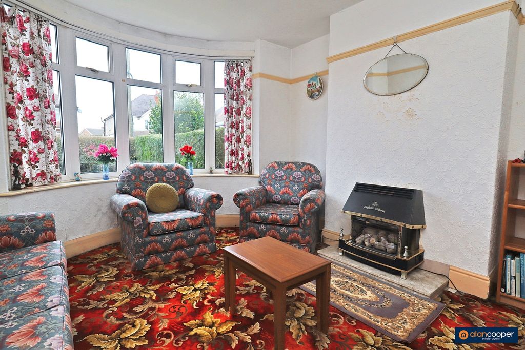 Property photo 2 of 20 3389754