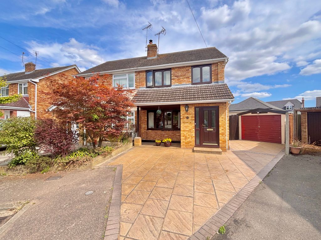 Property photo 1 of 17 Img_0168