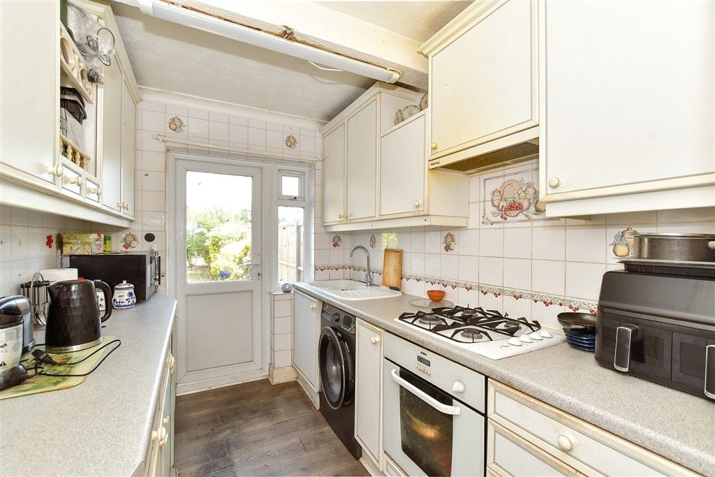 Property photo 2 of 13 Kitchen