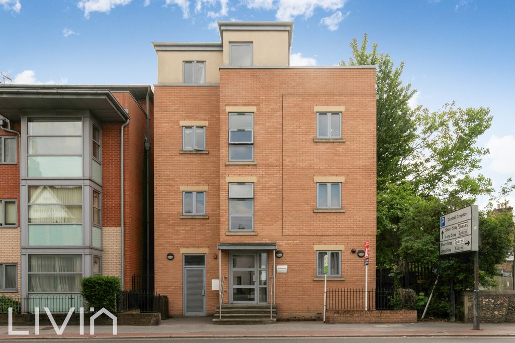 Property photo 3 of 12 Photo 1