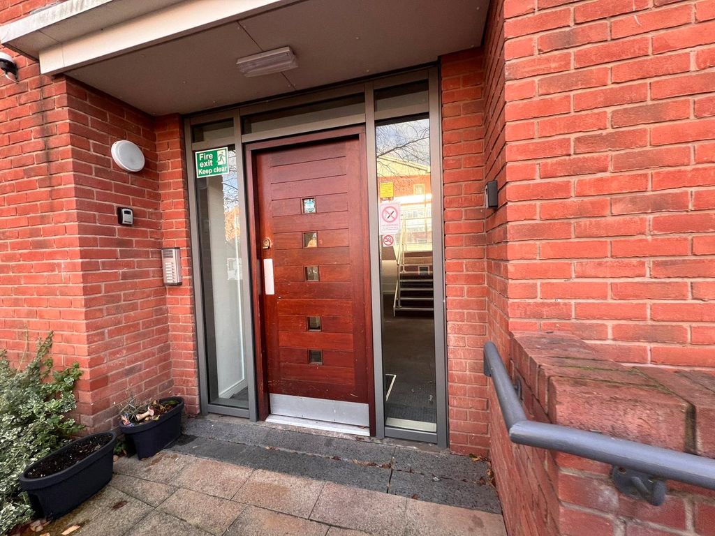 Property photo 3 of 12 Front