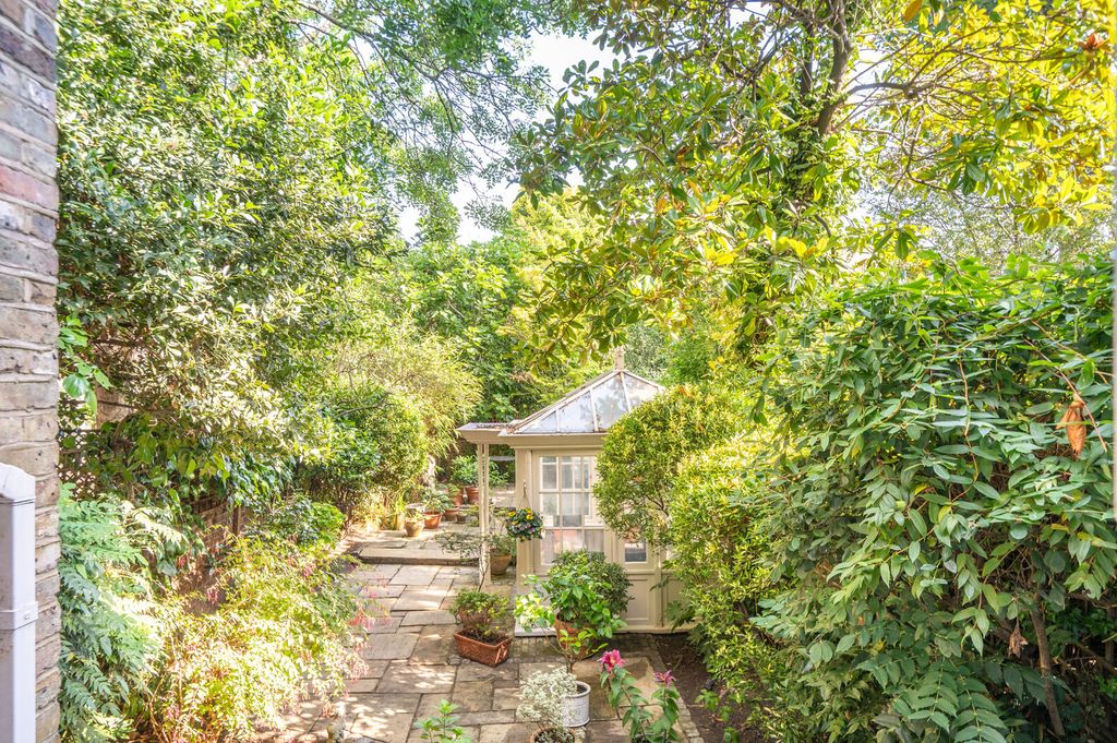 Property photo 3 of 29