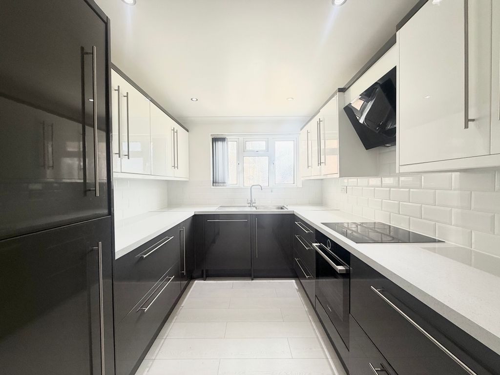 Property photo 2 of 6 Unknown.Jpeg