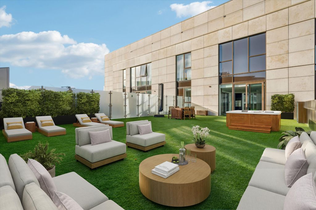 Property photo 3 of 30 Image