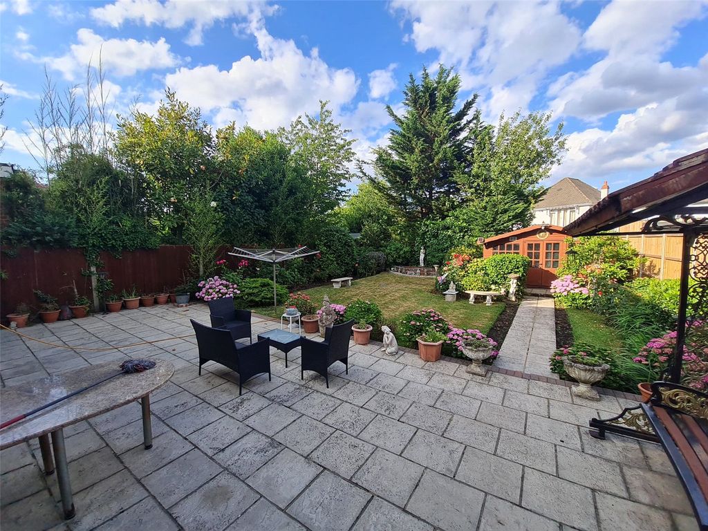 Property photo 1 of 10 Picture No. 40