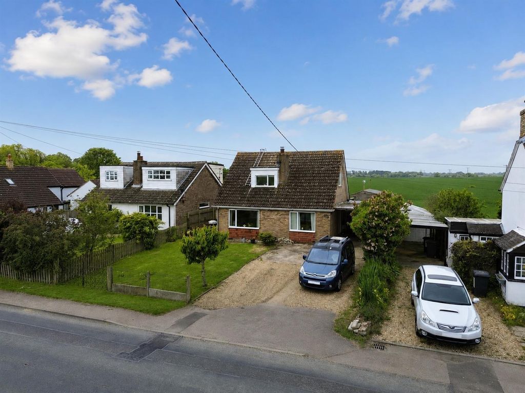 Property photo 3 of 18