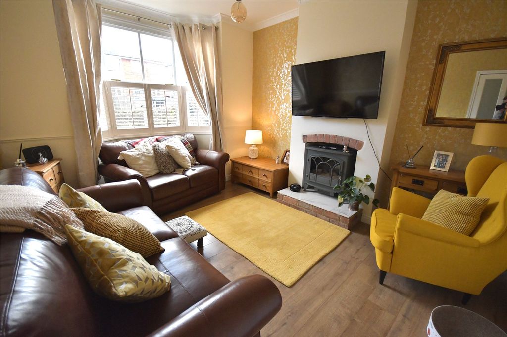 Property photo 2 of 31 Picture No. 06