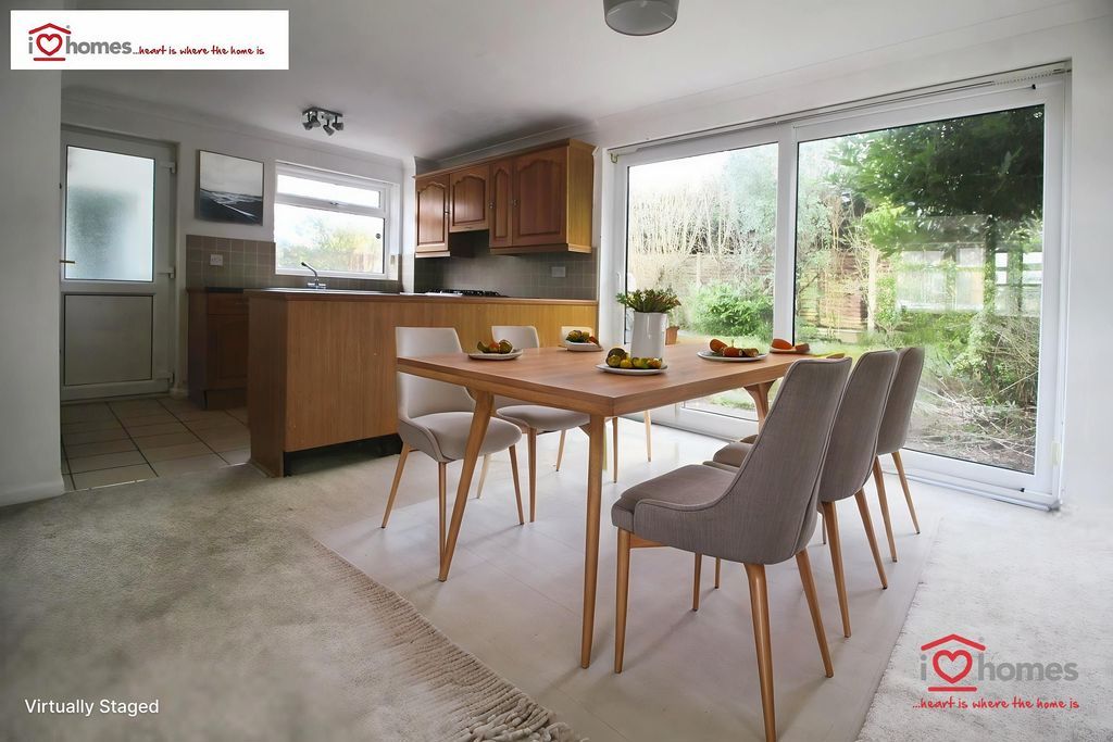 Property photo 3 of 16 Photo 14