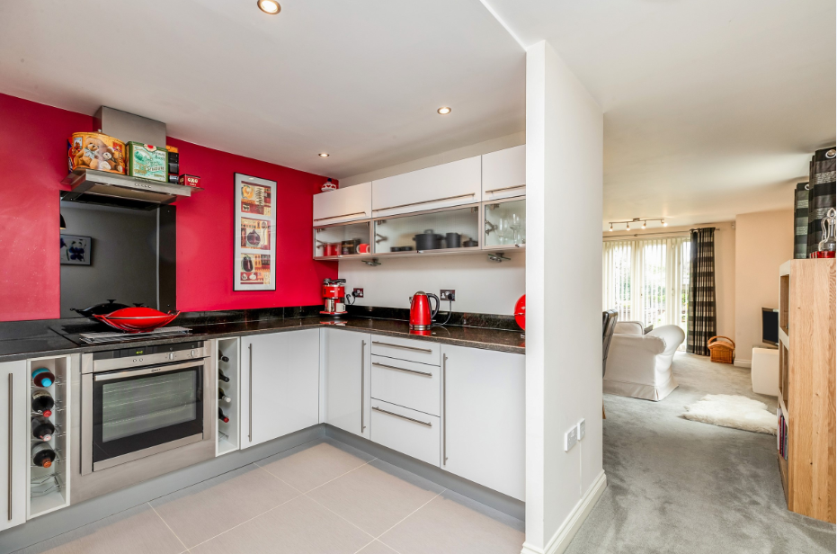 Property photo 3 of 7