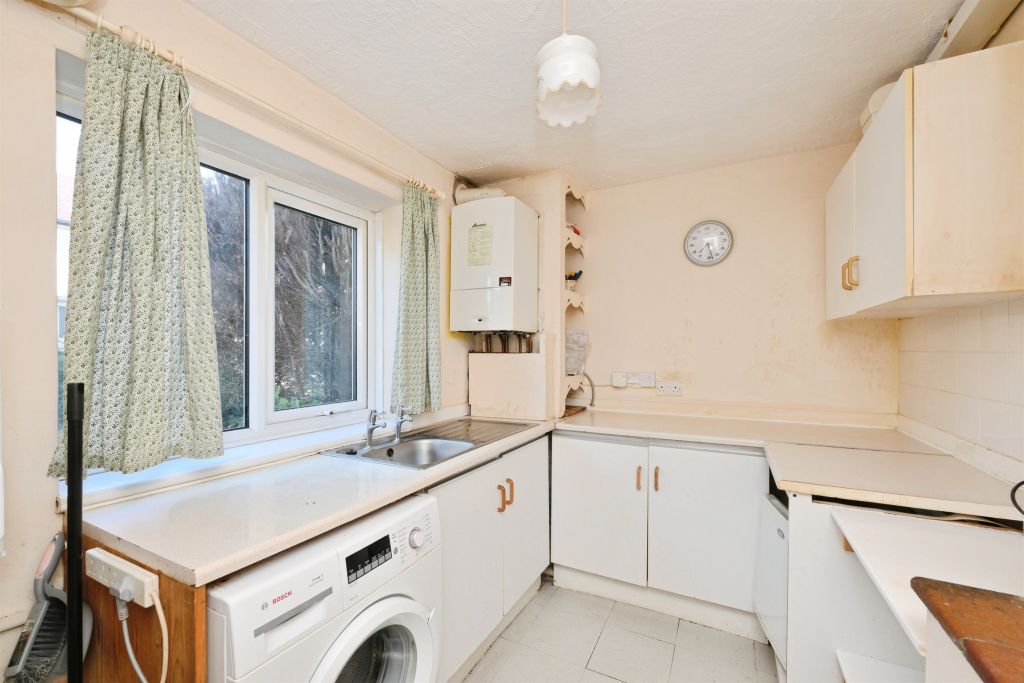 Property photo 3 of 14