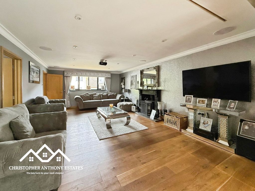 Property photo 3 of 30