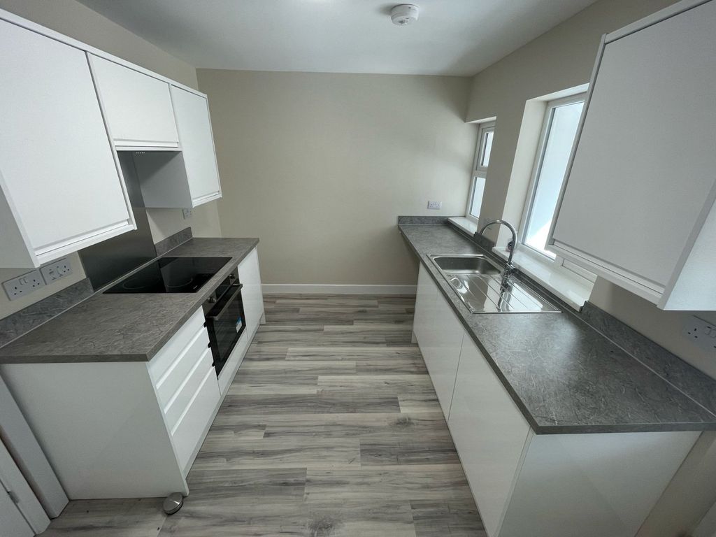 Property photo 2 of 14 Picture No. 08