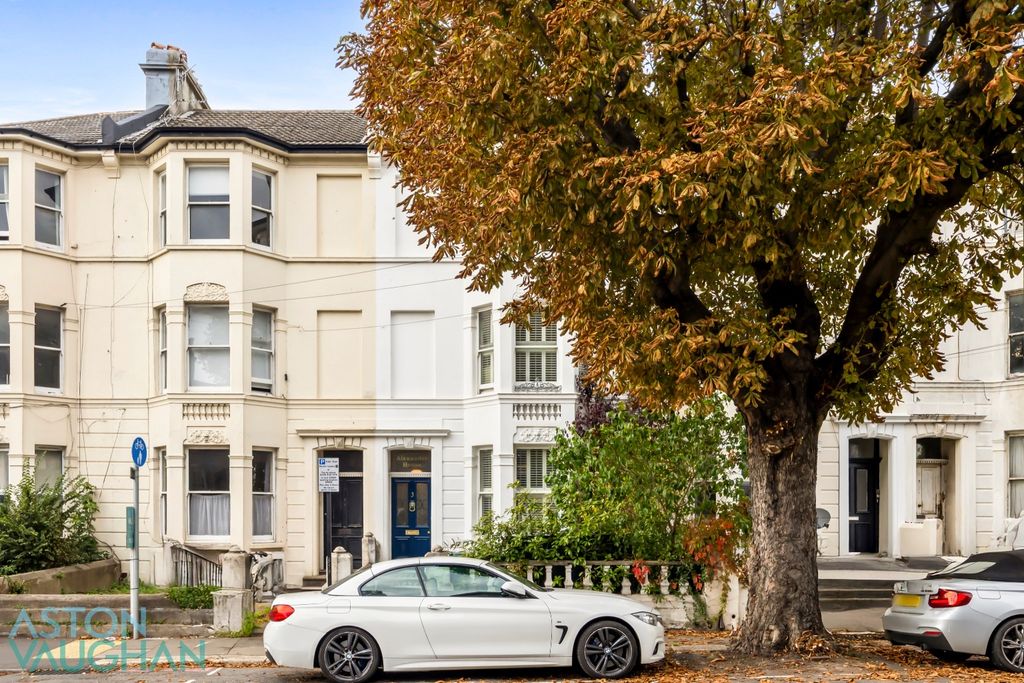 Property photo 1 of 38 4623981