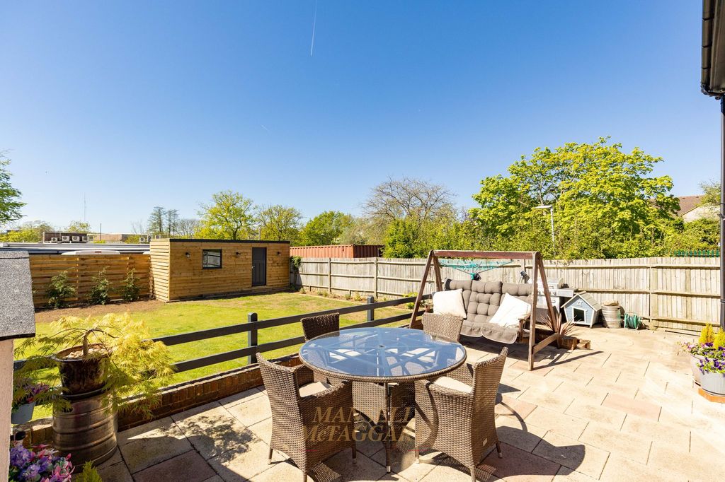 Additional image 29 of 5 bed detached house for saleTinsley Lane, Crawley RH10