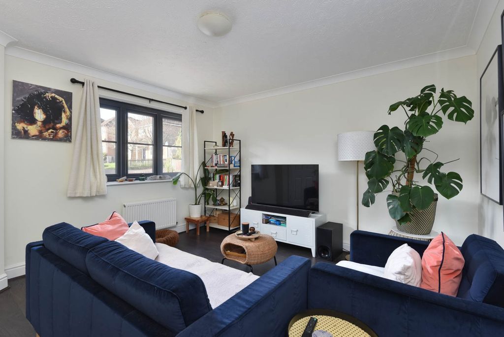 Property photo 3 of 16 1997617