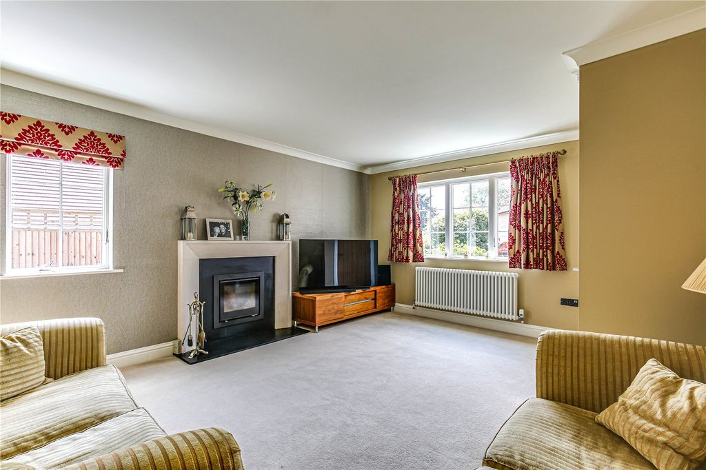 Property photo 3 of 23 Picture No. 07
