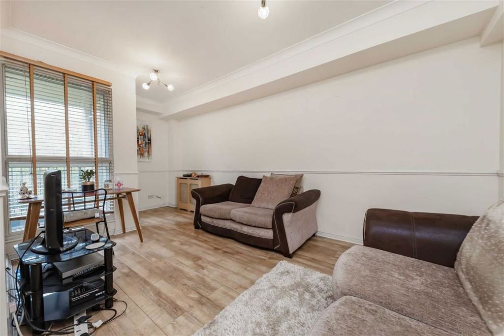 Property photo 3 of 4