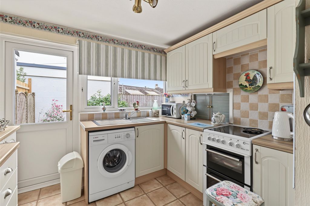 Property photo 2 of 11 2 - Picture No. 01