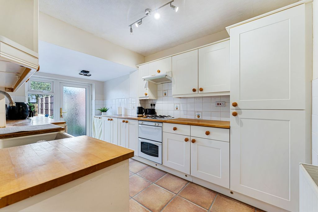 Property photo 3 of 19