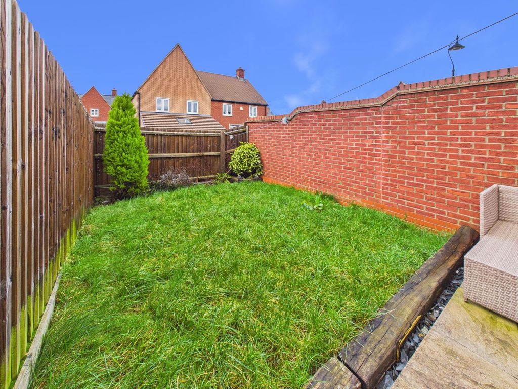 Property photo 3 of 19