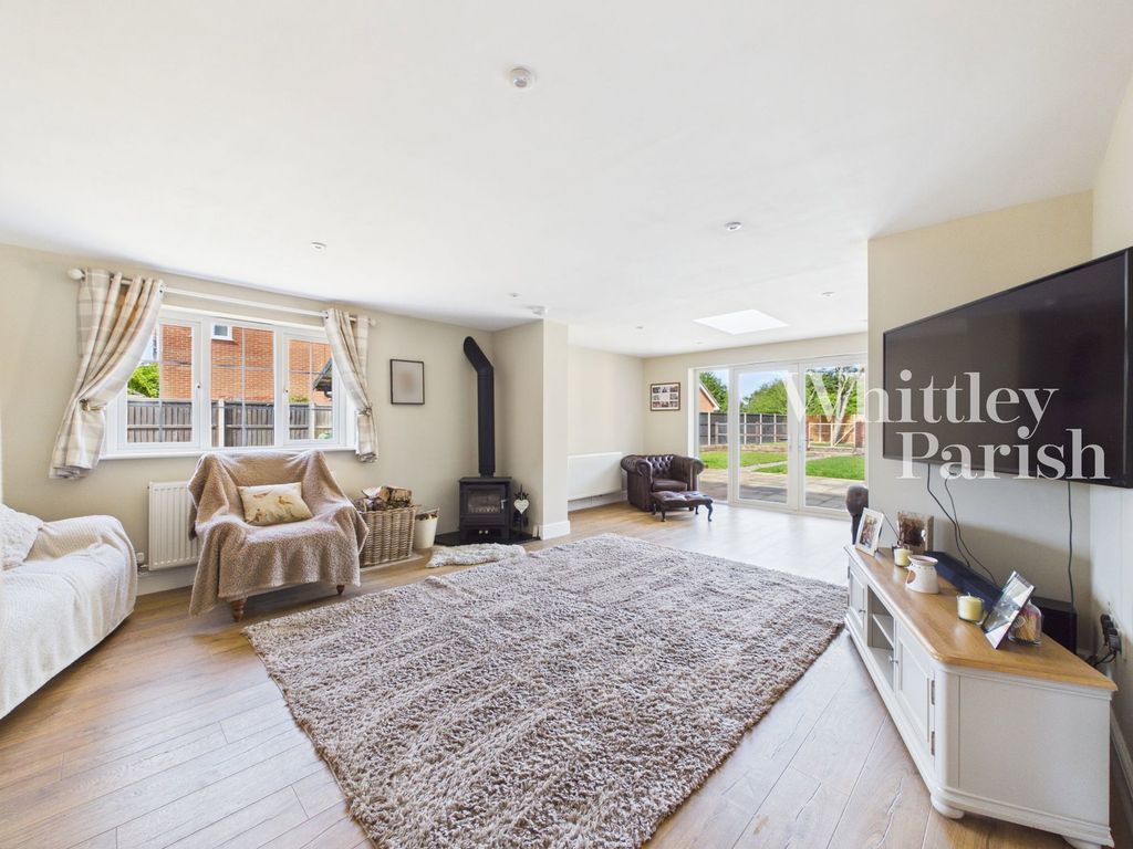 Property photo 2 of 39