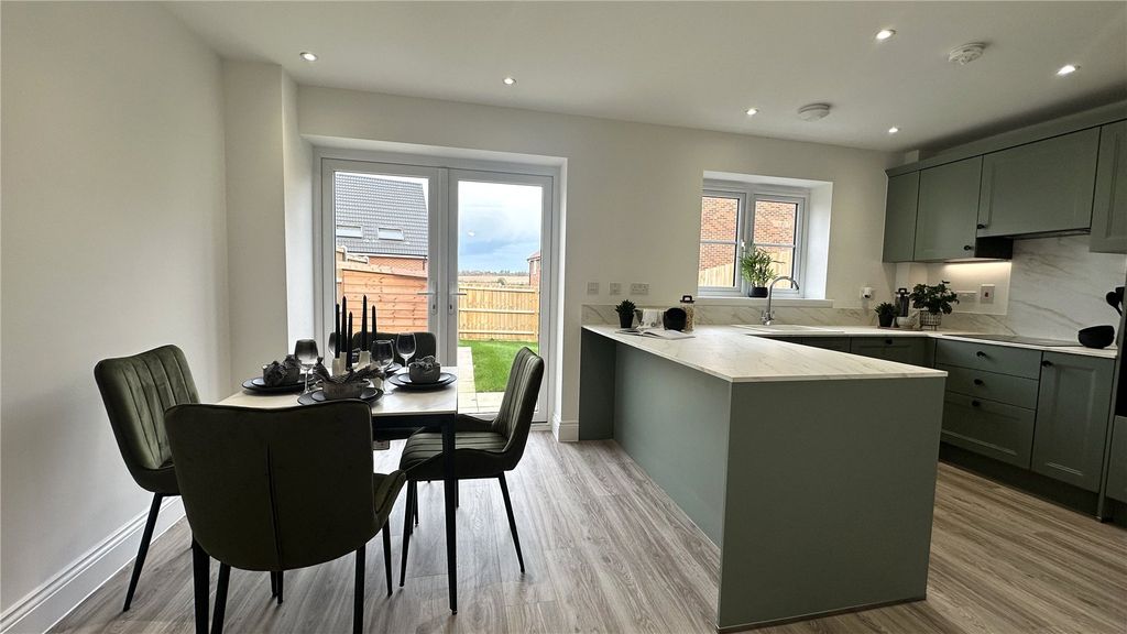 Property photo 3 of 12 Picture No. 08