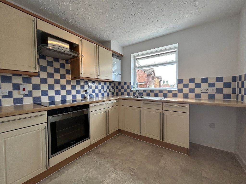 Property photo 2 of 12 Picture No. 21