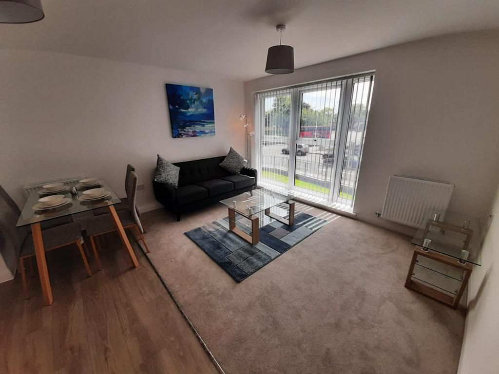 Property photo 2 of 8