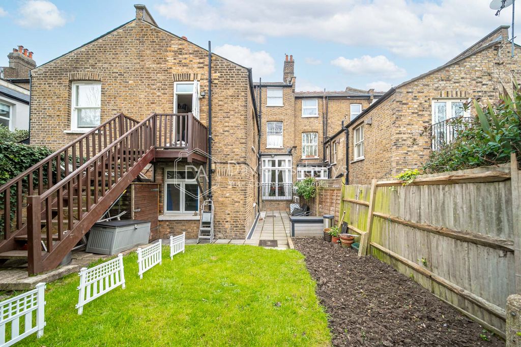 Property photo 3 of 18 Dsc01048-Edit