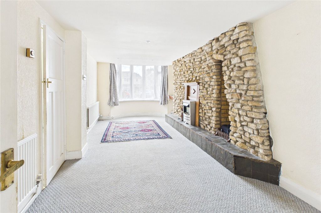 Property photo 3 of 17 Picture No. 06