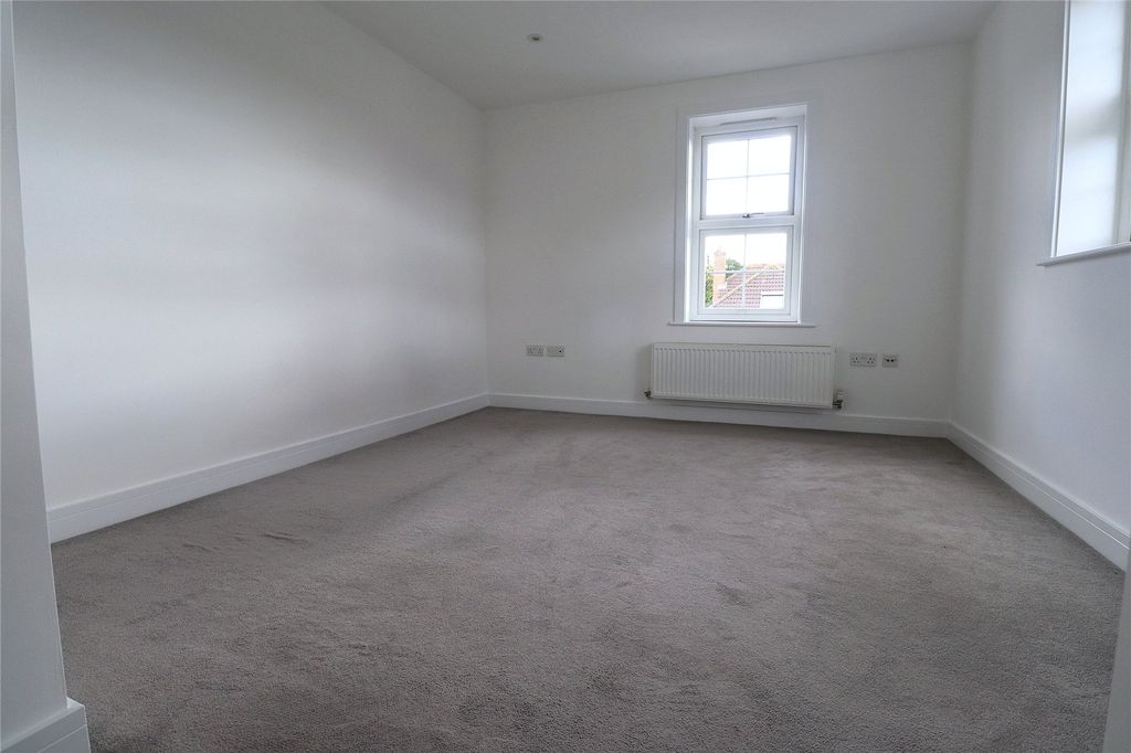 Property photo 2 of 12 Living Room