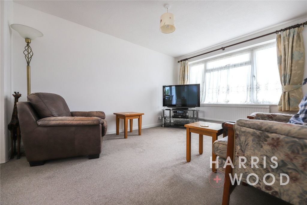 Property photo 2 of 19 Picture No. 16