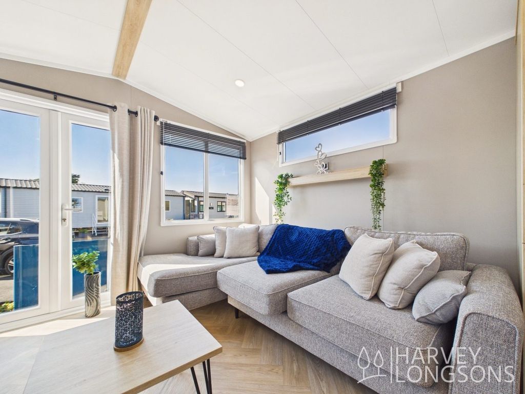 Property photo 3 of 16 Victory Bower Open Plan Living