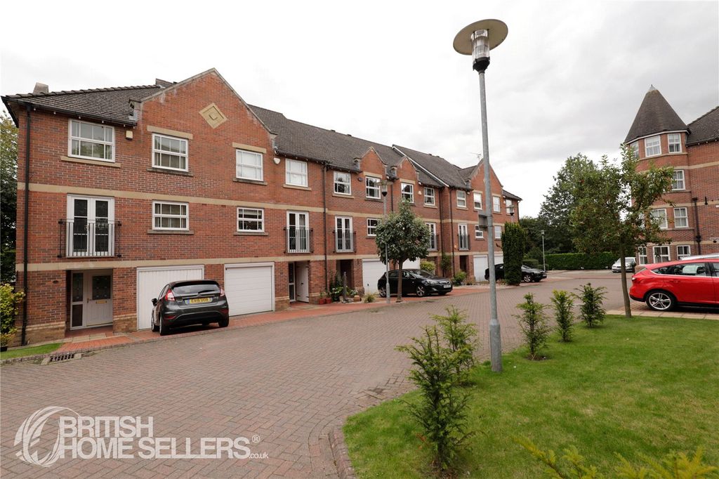 Property photo 2 of 23 2