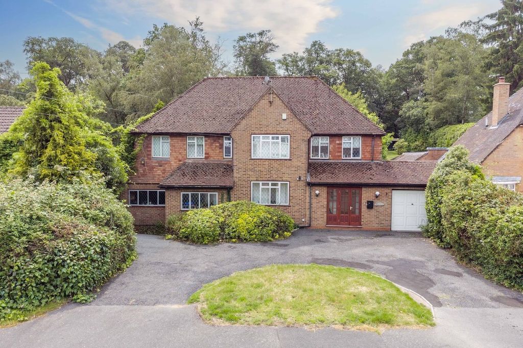 Property photo 1 of 11