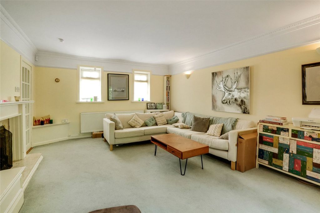 Property photo 2 of 27 Family Room