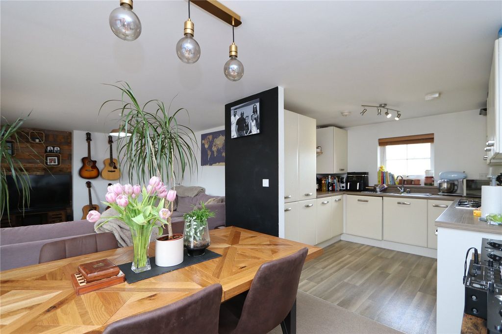 Property photo 2 of 14 Picture No. 09