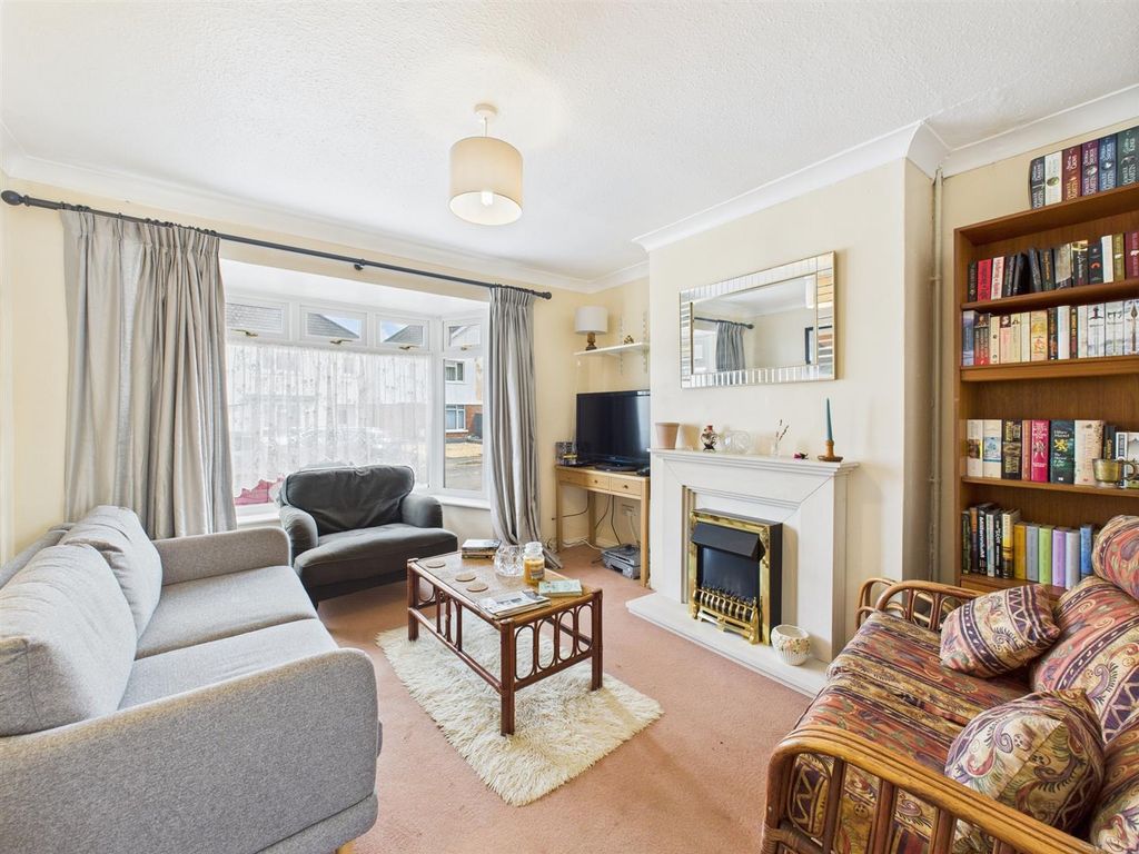 Property photo 2 of 14
