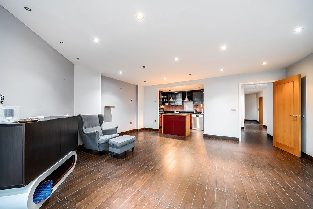 Property photo 1 of 19 1529625 (10)
