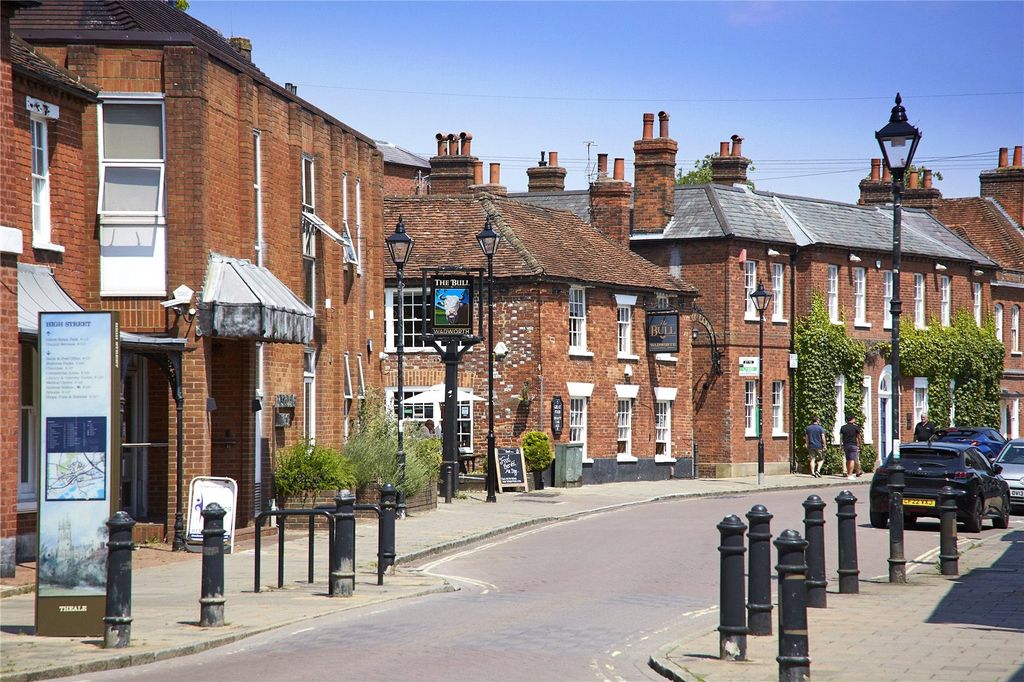 Property photo 3 of 23 Picture No. 16