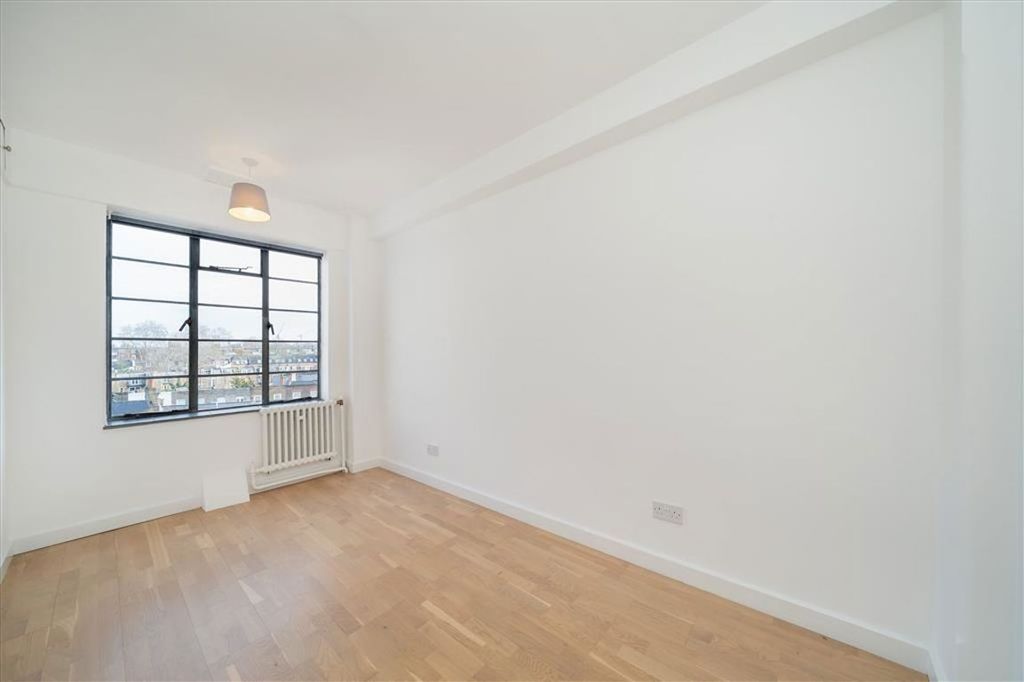 Property photo 2 of 5