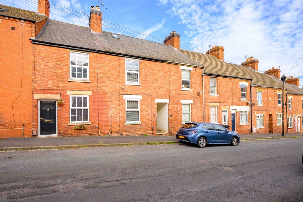 Property photo 1 of 24