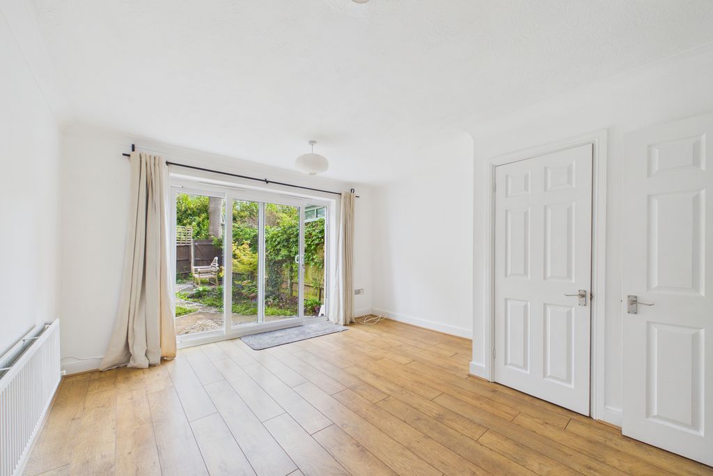 Property photo 2 of 17 Photo 17