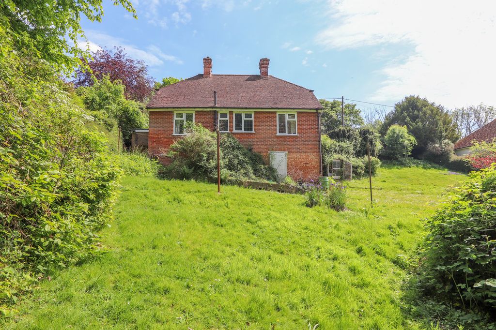 Property photo 2 of 13